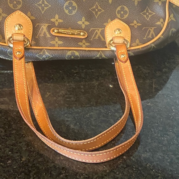 Louis Vuitton Montorgueil PM Monogram Purse - Picture 8 of 16